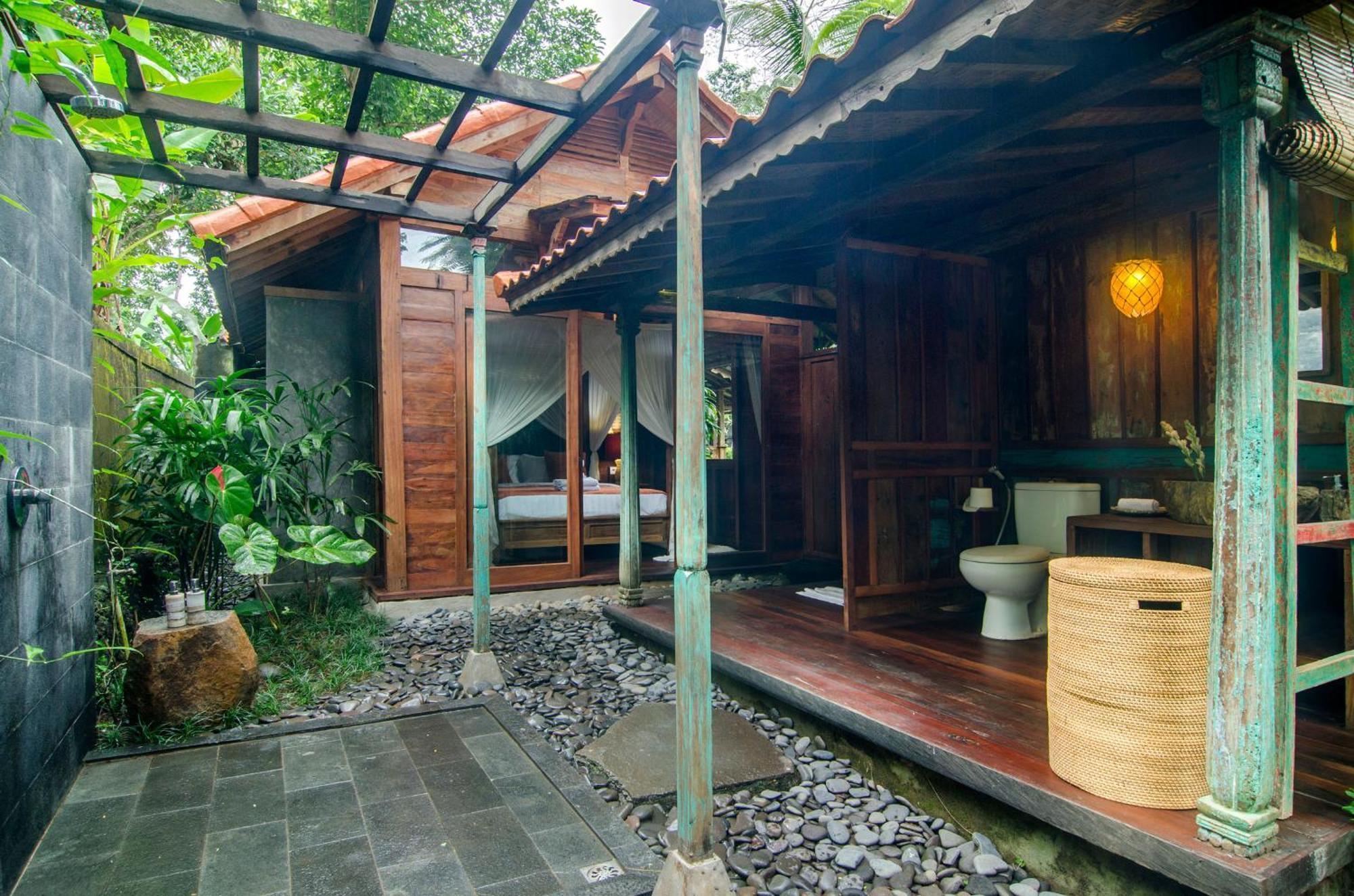 Bed and Breakfast Dewi Tara Haven Ґіаньяр Номер фото