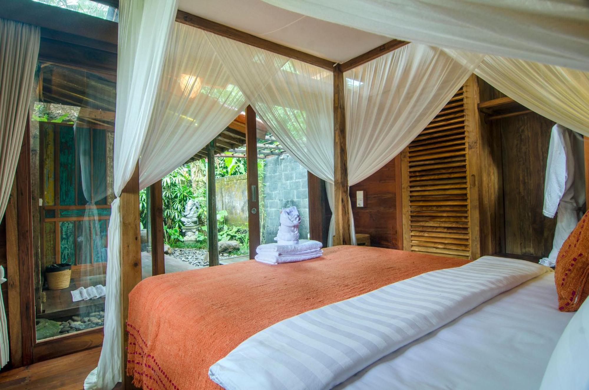 Bed and Breakfast Dewi Tara Haven Ґіаньяр Номер фото