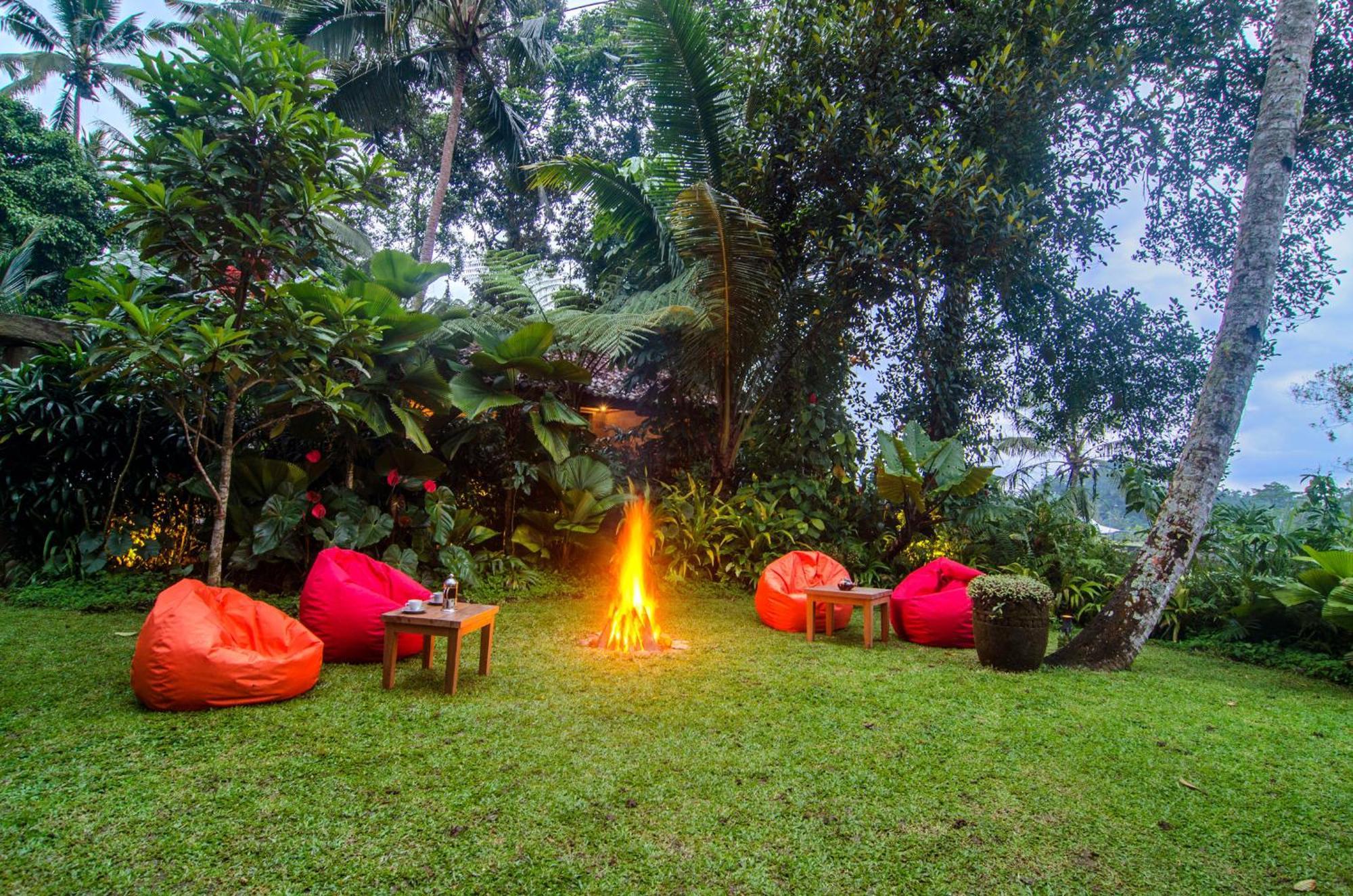 Bed and Breakfast Dewi Tara Haven Ґіаньяр Номер фото